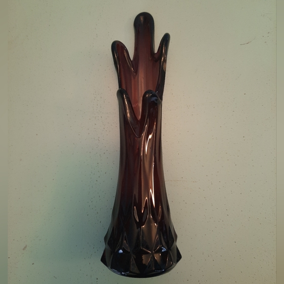 Vintage Purple Amethyst Five Finger Swung Glass Vase - Picture 6 of 12